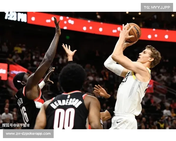 杜普里斯7分钟爆发砍9分 助开拓者逆转击败爵士