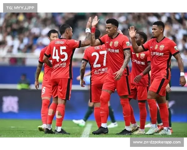 海港两球领先遭浙江队补时绝平，弗兰克关键进球挽救球队