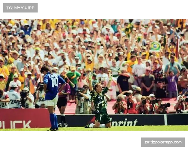 “现场：尤文图斯主场南看台在球队逆转后高唱‘直到最后一刻’”